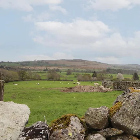 بيت للعطل Meadow Syke Byre