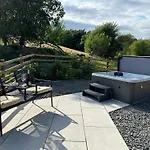 Meadow Syke Byre بيت للعطل